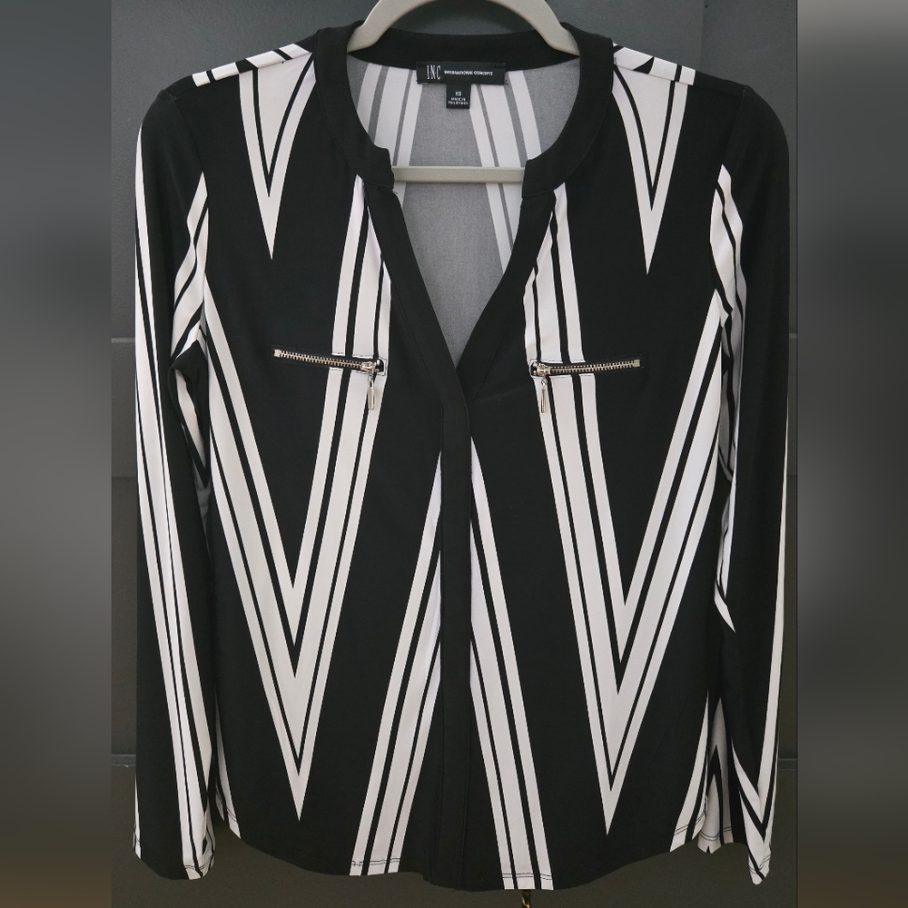 I.N.C. International Concepts Black and White Geometric Blouse